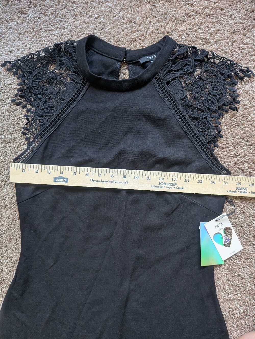 Iris Bodycon Dress With Crocheted Lace Capped Sleeves And Keyhole Back XL NWT - Picture 10 of 10